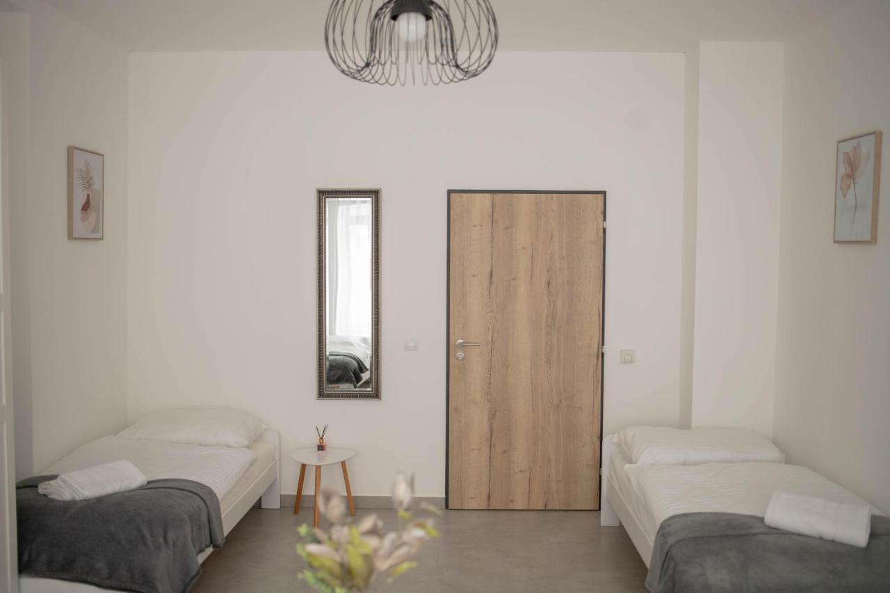 Rezidence Kbely - Free Parking Apartment Prague Exterior photo